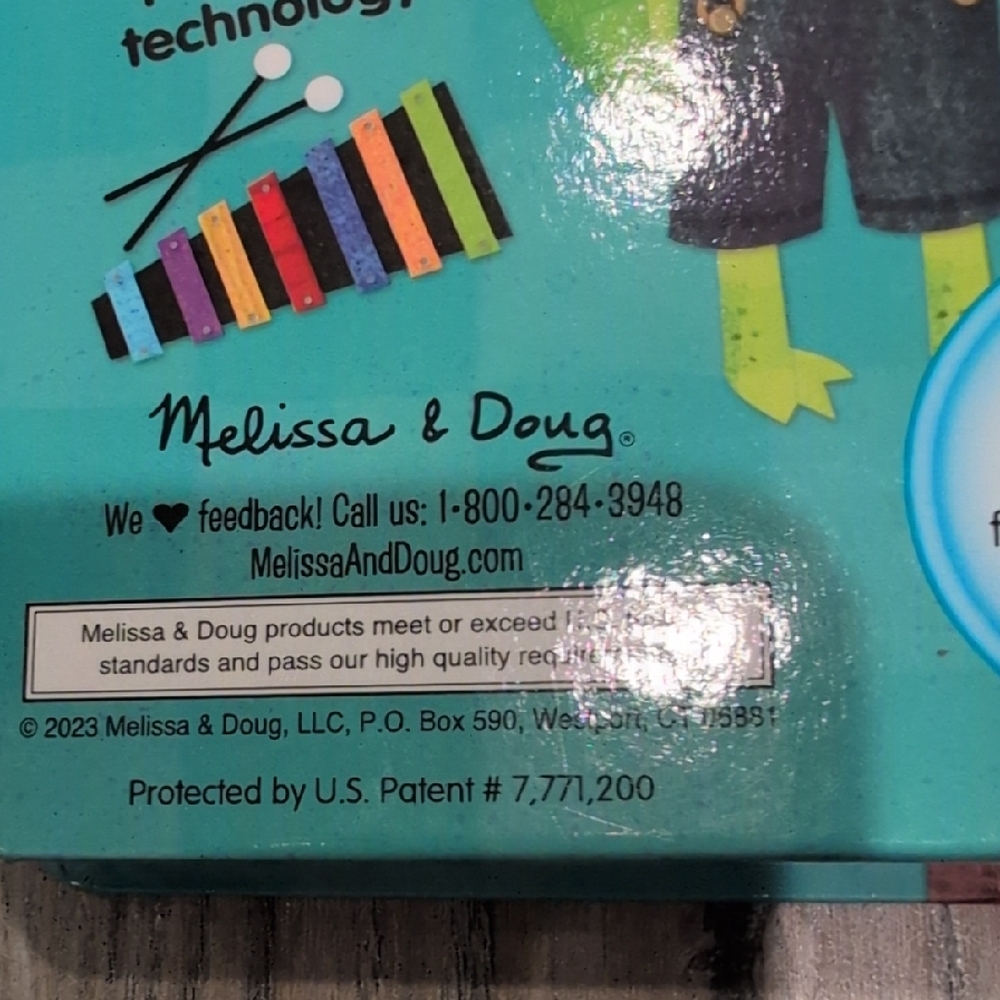 MELISSA AND DOUG Poke-A-Dot! An Alphabet Eye Spy Book - Picture 4 of 5